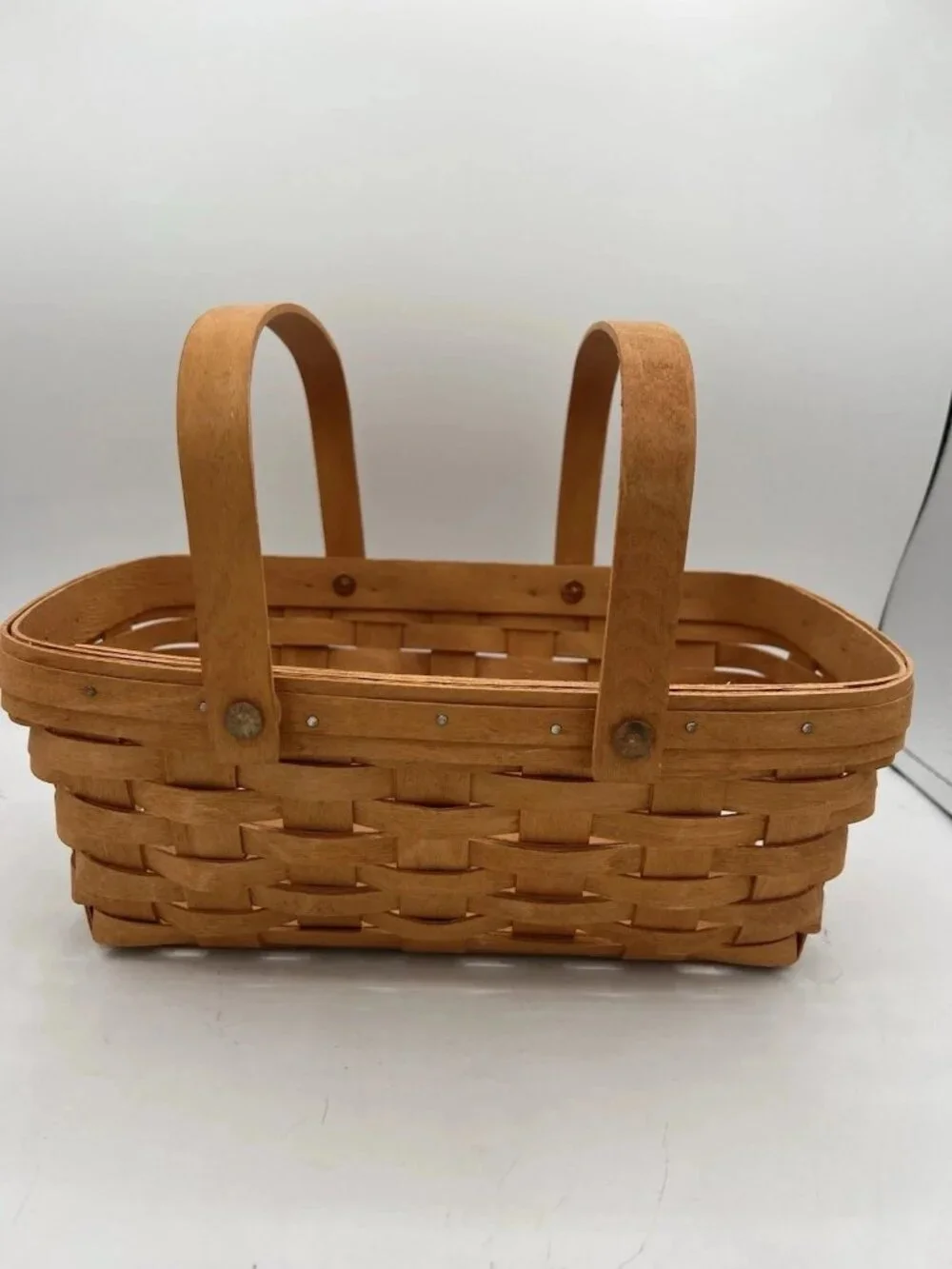 Longaberger 1995 Medium Chore Basket – Handwoven Maple–Classic Utility Basket